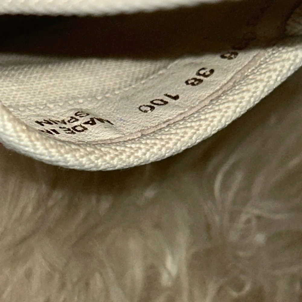 Gorgeous & Authentic GUCCI Logo Printed Canvas Espadrilles Size 38 (Will trade!) - Picture 9 of 16